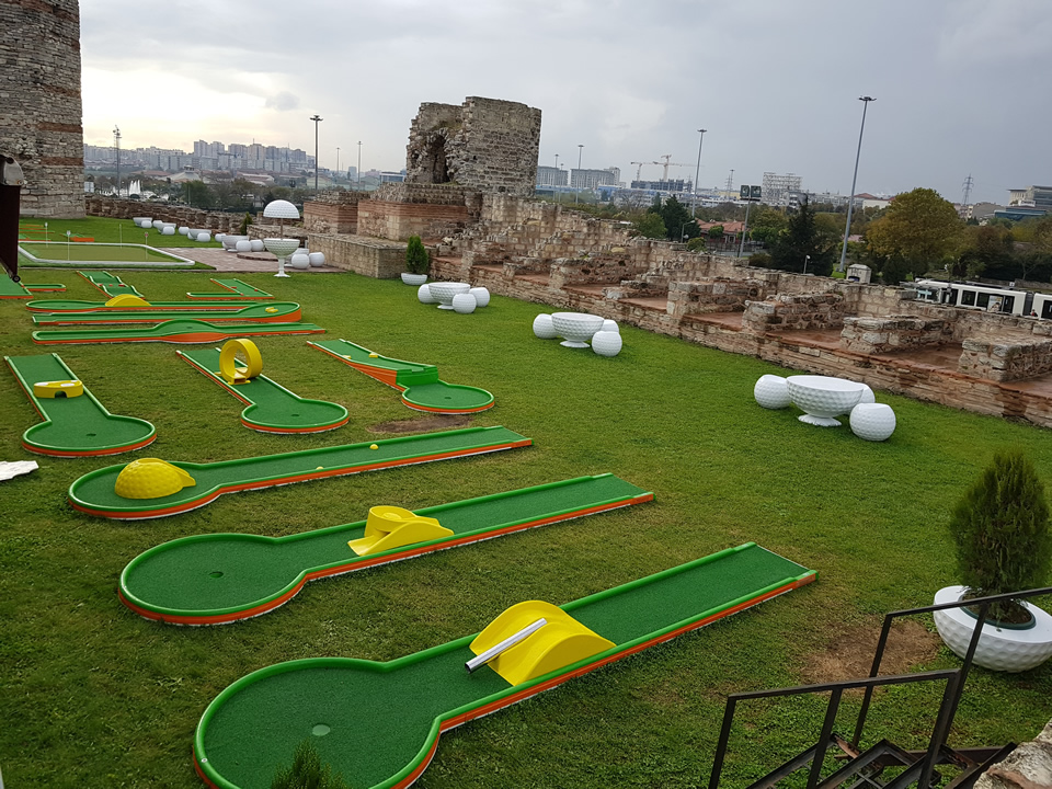 9 Üniteli Crazy Golf.